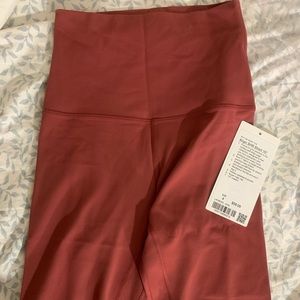 Align shorts 10” Chianti